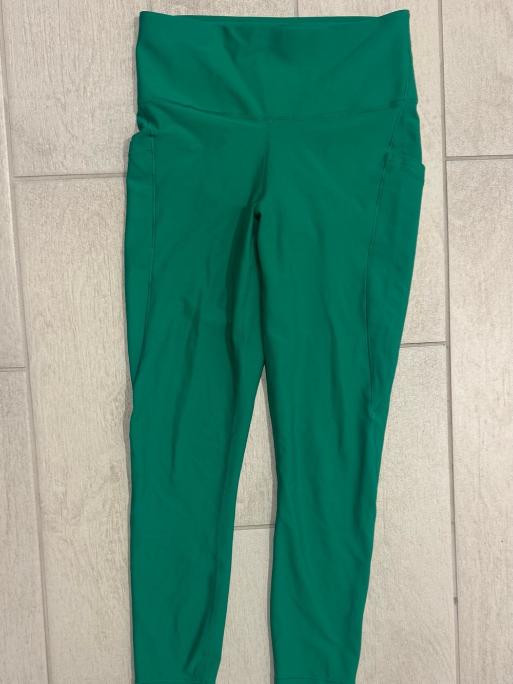 Athleta Green High-Waist Interval Stash 7/8 Active Leggings